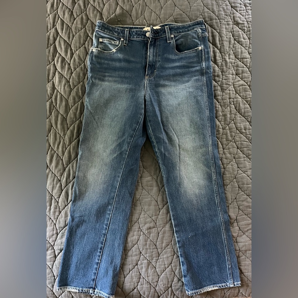 AMO Chloe Crop Jeans in Passionate Wash